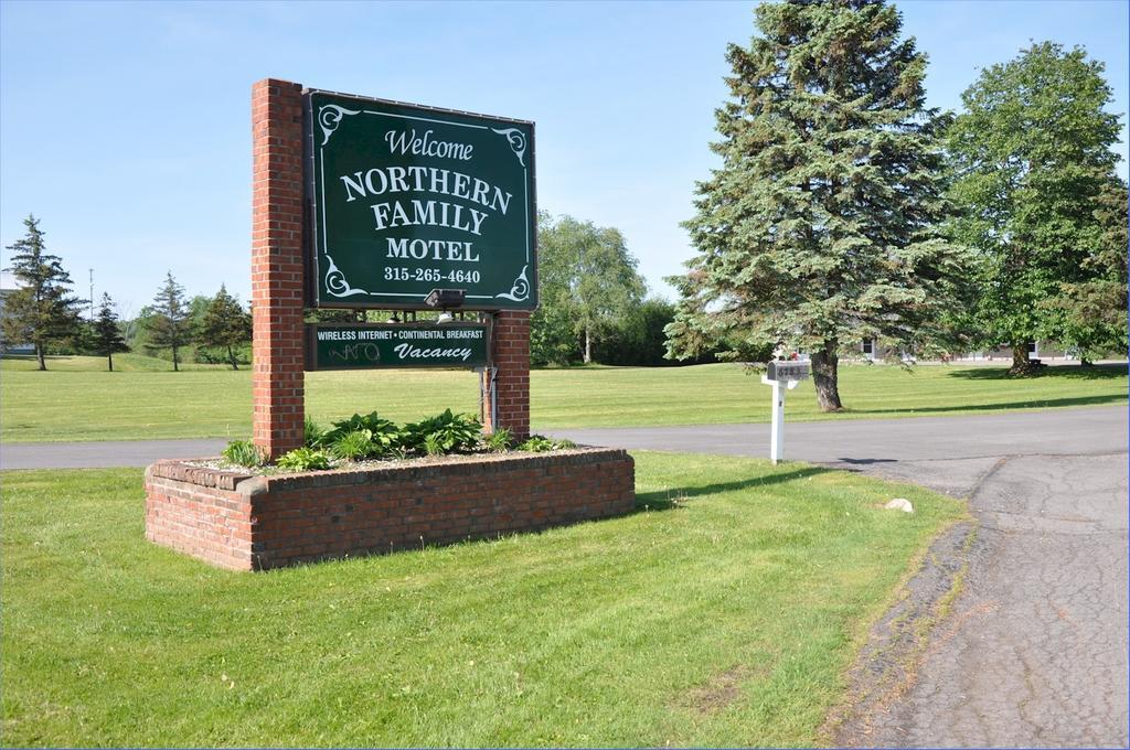 Northern Family Motel Potsdam Eksteriør bilde